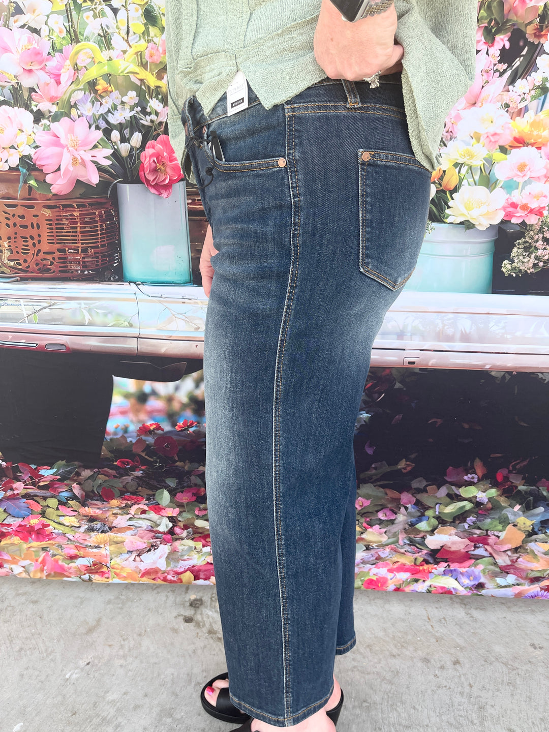 Judy Blue Mid Rise Wide Leg Crop Jeans
