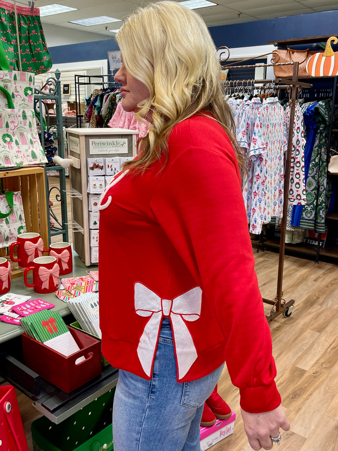 Lakelyn Sweatshirt - Merry Bow