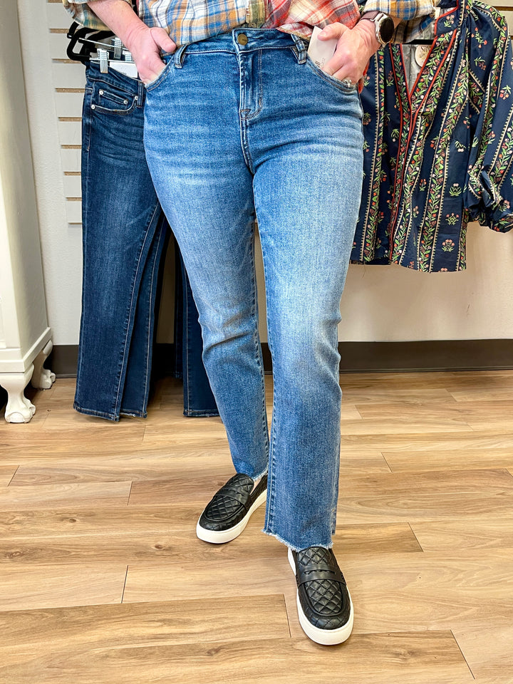 Mica Denim Freestyle Mid Rise Crop - Marine Blue