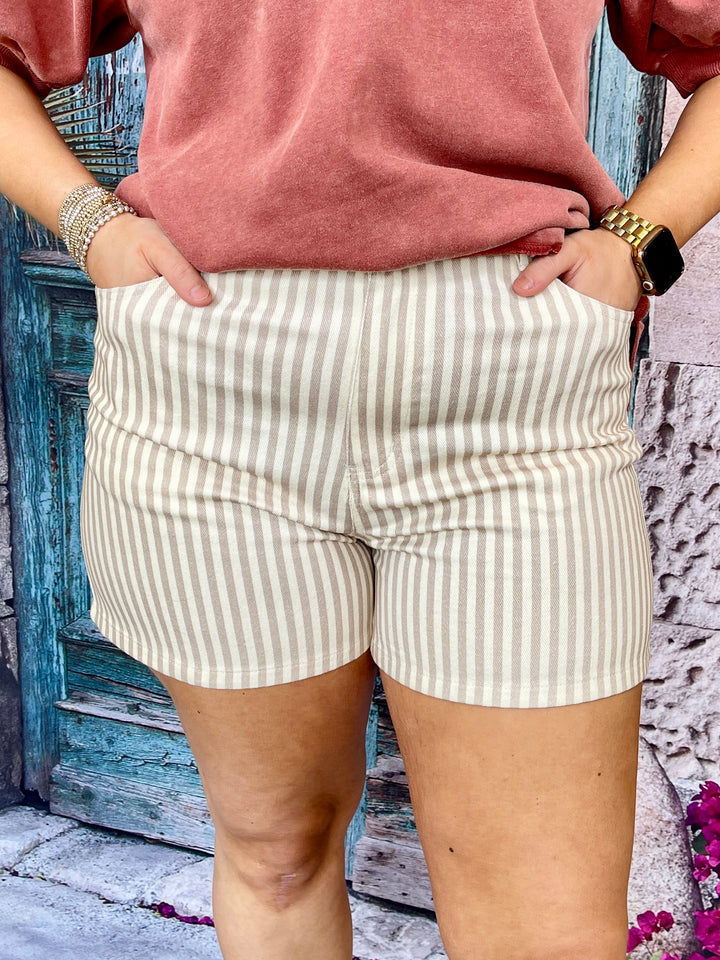 FINAL SALE Lots of Occasions Shorts - Tan