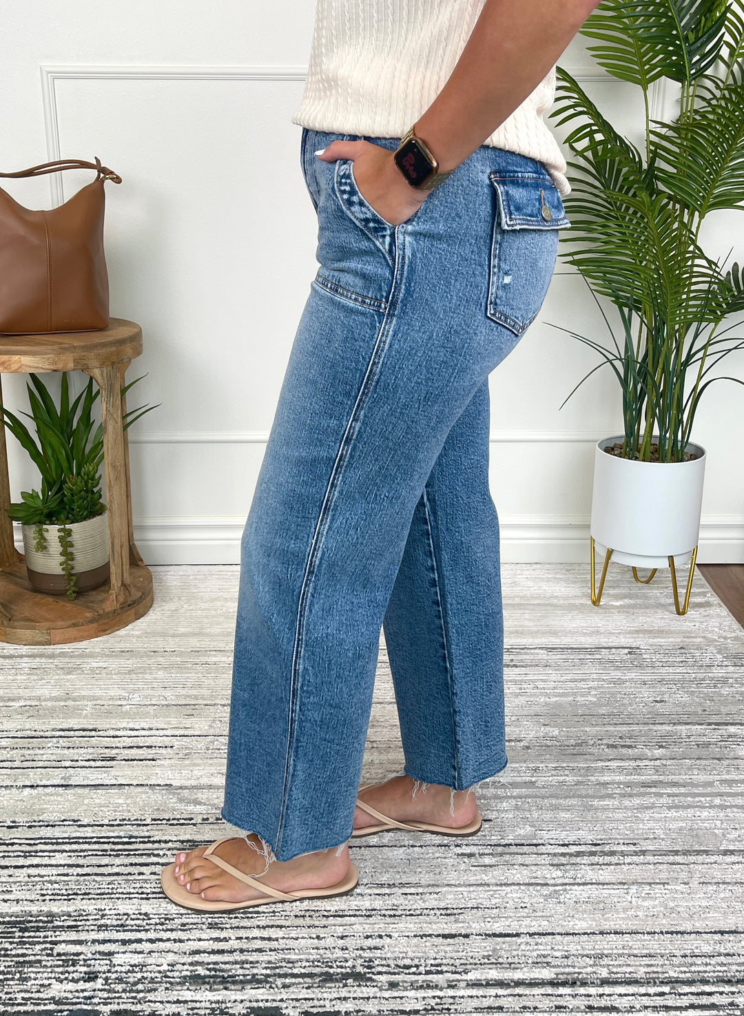 Vervet High Rise Slim Wide W/ Patch Pocket