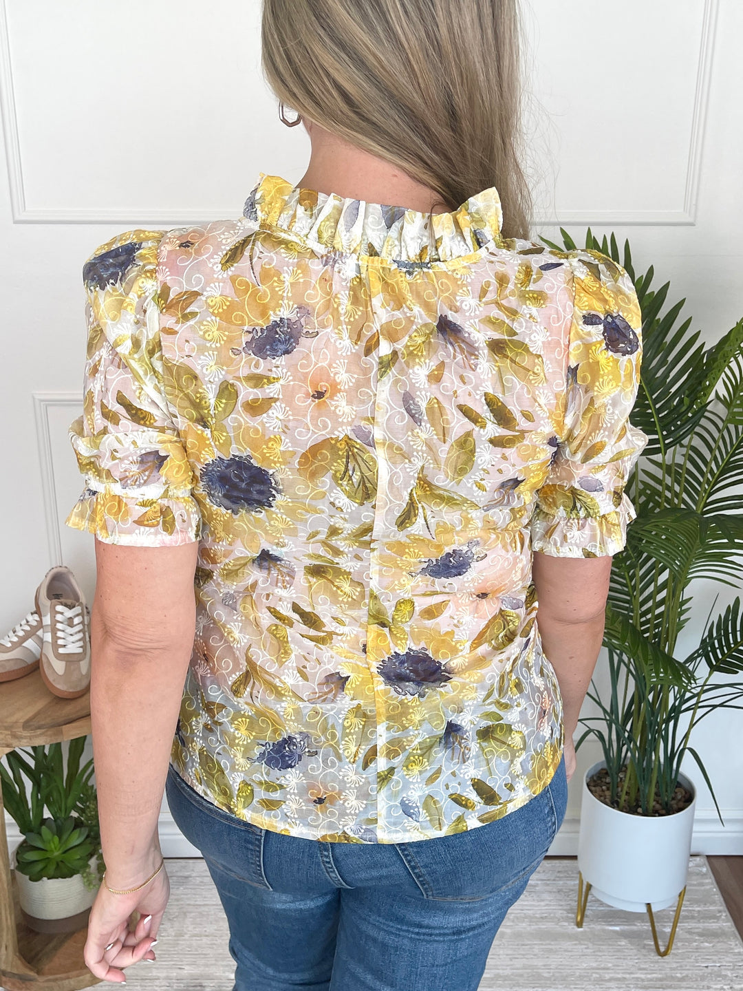 Hello Yellow Top