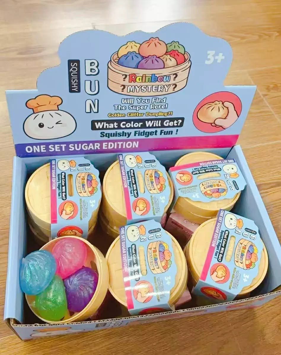 Steamed Glitter Mystery Dumpling (Set of 4 Minis)